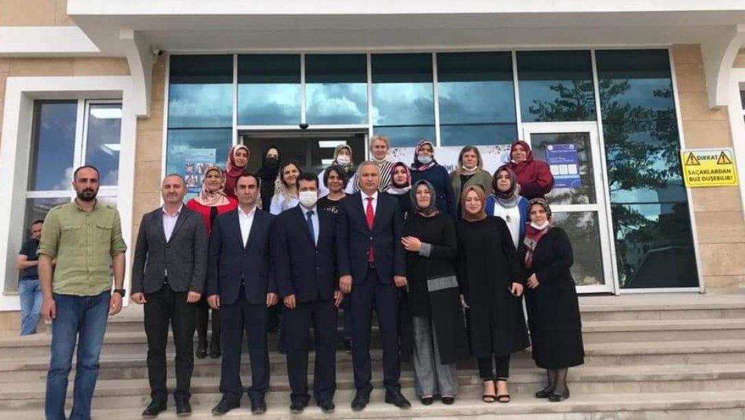 Milli Eğitim Müdürümüz Cengiz Karakaşoğlu'ndan Halk Eğitim Merkezine Teşekkür Ziyareti